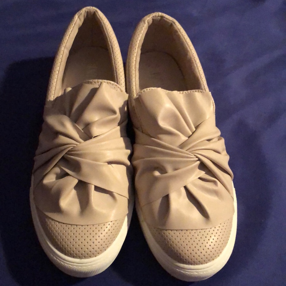 MIA slip on shoes size 8.